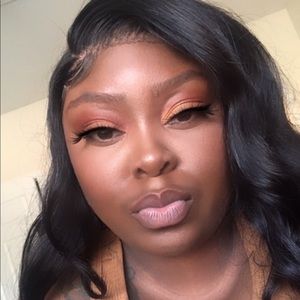 Meet your Posher, Tamera